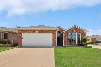 4800 Valley Springs Trail, Fort Worth, TX 76244 - Photo 1