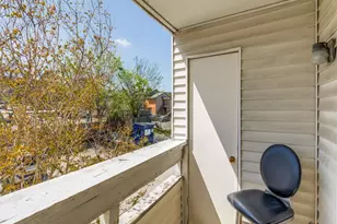 7431 Holly Hill Dr, Dallas, TX 75231 - Photo 19