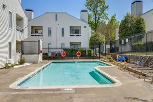 7431 Holly Hill Dr, Dallas, TX 75231 - Photo 21