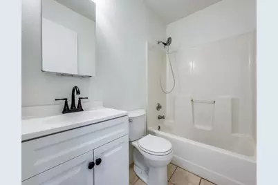 1810 Crosshaven Drive, Lewisville, TX 75077 - Photo 11