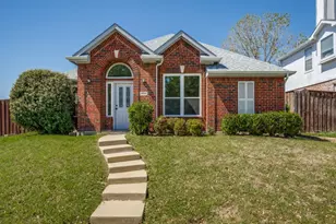 1810 Crosshaven Dr, Lewisville, TX 75077 - Photo 1