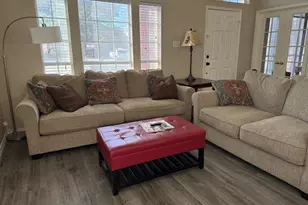 1707 Falcon Dr, Corinth, TX 76210 - Photo 9