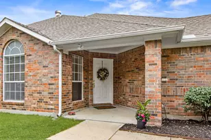 2912 Yale Dr, Flower Mound, TX 75022 - Photo 3