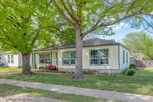 801 Holly Dr, Garland, TX 75040 - Photo 1