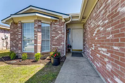 8100 Iris Circle, Fort Worth, TX 76137 - Photo 3