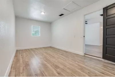 4625 Kyle Drive, Balch Springs, TX 75180 - Photo 17