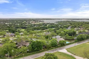 5204 Nueces Ct, Granbury, TX 76049 - Photo 39