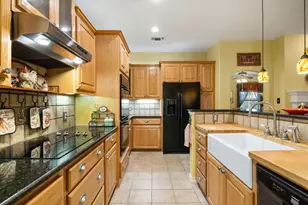 5204 Nueces Ct, Granbury, TX 76049 - Photo 19