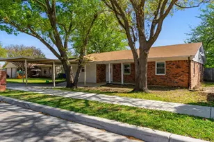 6620 Bernadine Dr, Watauga, TX 76148 - Photo 3