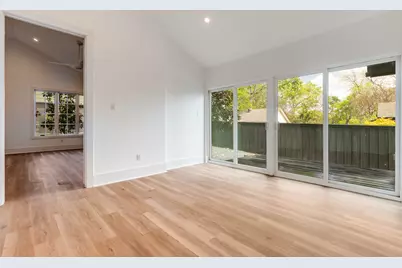 8635 Daytonia Avenue, Dallas, TX 75218 - Photo 5