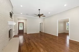 1704 Saxon Dr, Bedford, TX 76021 - Photo 7