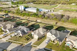 1209 Rushmore Dr, Burleson, TX 76028 - Photo 33