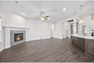 1209 Rushmore Drive, Burleson, TX 76028 - Photo 11