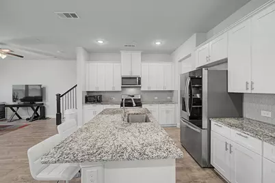 537 Hutchinson Lane, Lewisville, TX 75077 - Photo 7