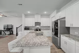 537 Hutchinson Ln, Lewisville, TX 75077 - Photo 7