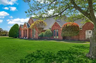 2303 Hillside Ct, Southlake, TX 76092 - Photo 3