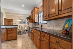 2303 Hillside Ct, Southlake, TX 76092 - Photo 9