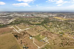 671 Robnett Rd, Waxahachie, TX 75165 - Photo 37