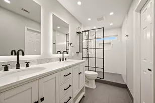 3504 Eisenhower St, Carrollton, TX 75007 - Photo 25