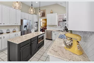 5036 Ridgecrest Drive, The Colony, TX 75056 - Photo 9