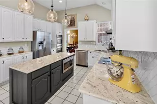 5036 Ridgecrest Dr, The Colony, TX 75056 - Photo 9