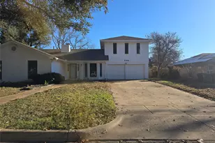 7709 Marlborough Dr W, Fort Worth, TX 76134 - Photo 1