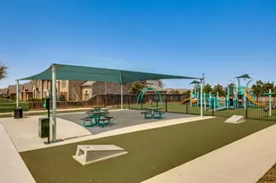 400 S Hampton Ct, Lewisville, TX 75056 - Photo 33