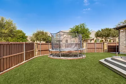 400 S Hampton Court, Lewisville, TX 75056 - Photo 31