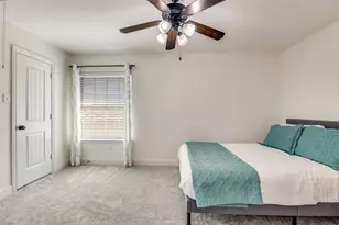 400 S Hampton Ct, Lewisville, TX 75056 - Photo 25