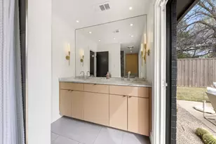 4932 Hollow Ridge, Dallas, TX 75227 - Photo 17