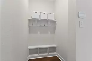 580 Courtyard Ln, Irving, TX 75039 - Photo 21