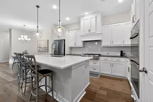 580 Courtyard Ln, Irving, TX 75039 - Photo 7