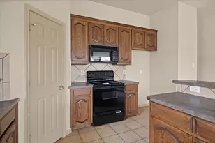 1240 Constance Dr, Fort Worth, TX 76131 - Photo 11