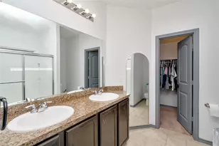 8204 Windsor Forest Dr, Fort Worth, TX 76120 - Photo 13