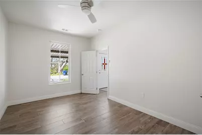 1905 S Walnut Street, Sherman, TX 75090 - Photo 11