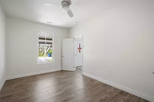 1905 S Walnut St, Sherman, TX 75090 - Photo 11