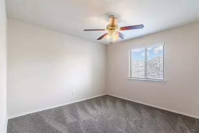 5140 Mirror Lake Drive, Haltom City, TX 76117 - Photo 19