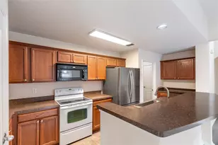 5140 Mirror Lake Dr, Haltom City, TX 76117 - Photo 7