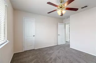 5140 Mirror Lake Dr, Haltom City, TX 76117 - Photo 23
