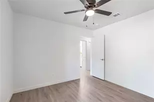 4408 Tiptop St, Haltom City, TX 76117 - Photo 17