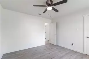 4408 Tiptop St, Haltom City, TX 76117 - Photo 19