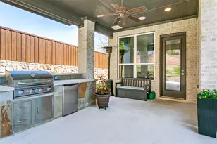 1721 Carter Cir, Flower Mound, TX 75028 - Photo 31