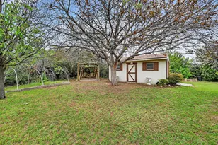 1605 Heather Ct, Cleburne, TX 76033 - Photo 27