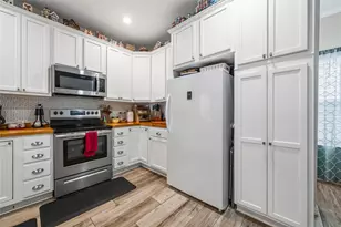 105 S 6th St, Celeste, TX 75423 - Photo 9