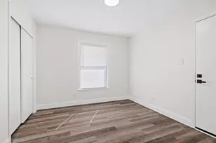 1104 Waggoner Dr, Arlington, TX 76013 - Photo 21