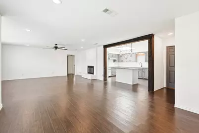 2201 Jamestown Court, Carrollton, TX 75006 - Photo 7