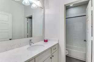 402 Templeton Dr, Fort Worth, TX 76107 - Photo 23