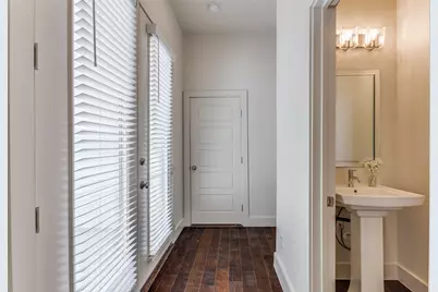 402 Templeton Drive, Fort Worth, TX 76107 - Photo 15