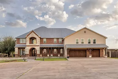 6925 Sky Road, Joshua, TX 76058 - Photo 5