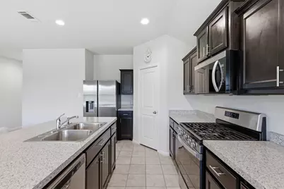 16617 Portage Street, Justin, TX 76247 - Photo 9